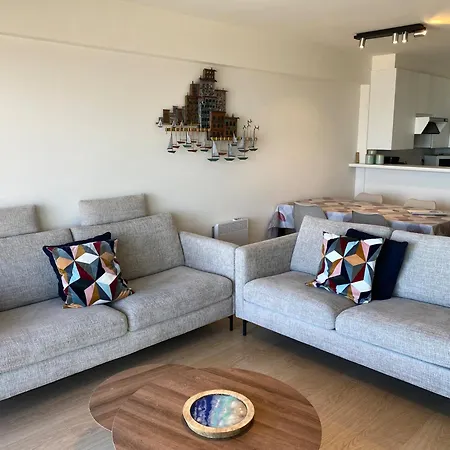 アパート In With Stunning Sea Views ニーウポールト