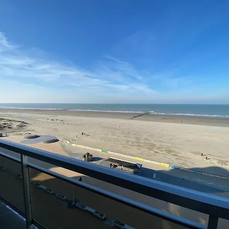 In With Stunning Sea Views *