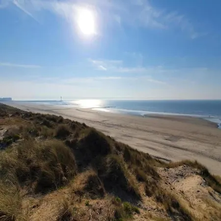 In With Stunning Sea Views * ニーウポールト