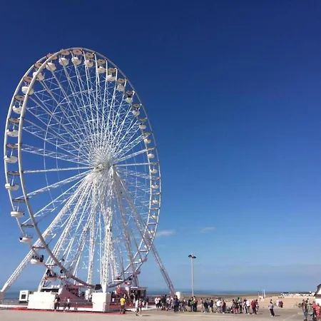 アパート In With Stunning Sea Views