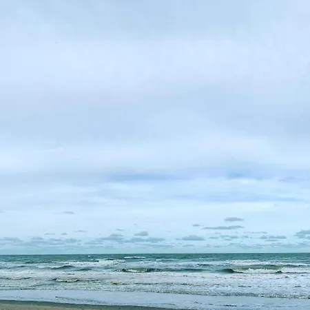 In With Stunning Sea Views *